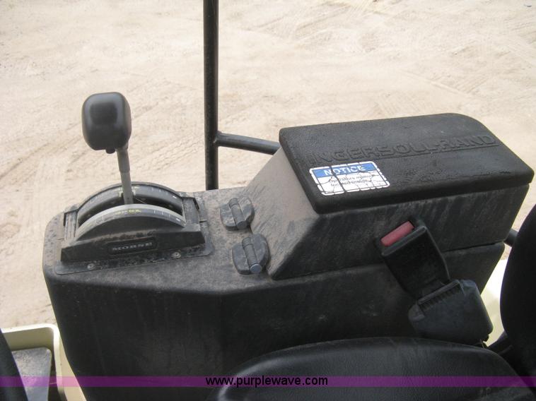 image for item H5362 2002 Ingersoll Rand DD70 articulated smooth drum vibratory roller