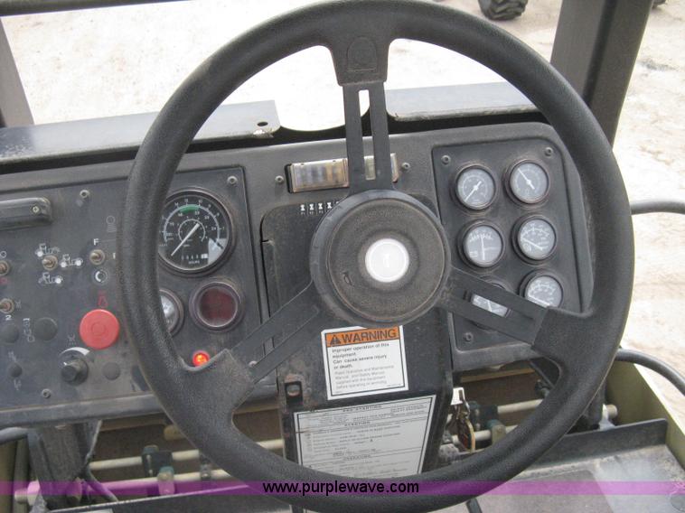 image for item H5362 2002 Ingersoll Rand DD70 articulated smooth drum vibratory roller