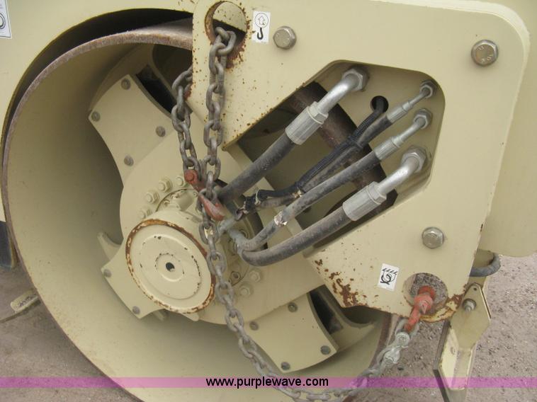 image for item H5362 2002 Ingersoll Rand DD70 articulated smooth drum vibratory roller