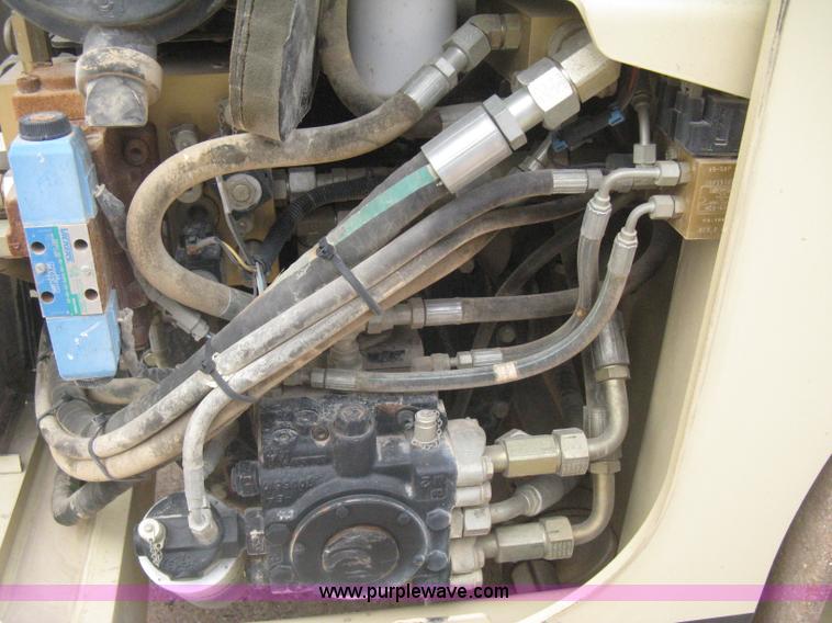 image for item H5362 2002 Ingersoll Rand DD70 articulated smooth drum vibratory roller