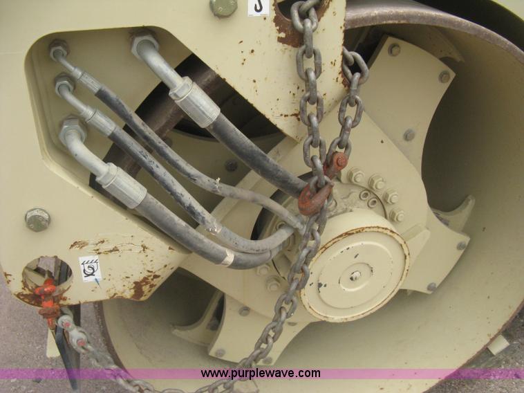 image for item H5362 2002 Ingersoll Rand DD70 articulated smooth drum vibratory roller
