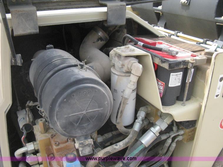 image for item H5362 2002 Ingersoll Rand DD70 articulated smooth drum vibratory roller