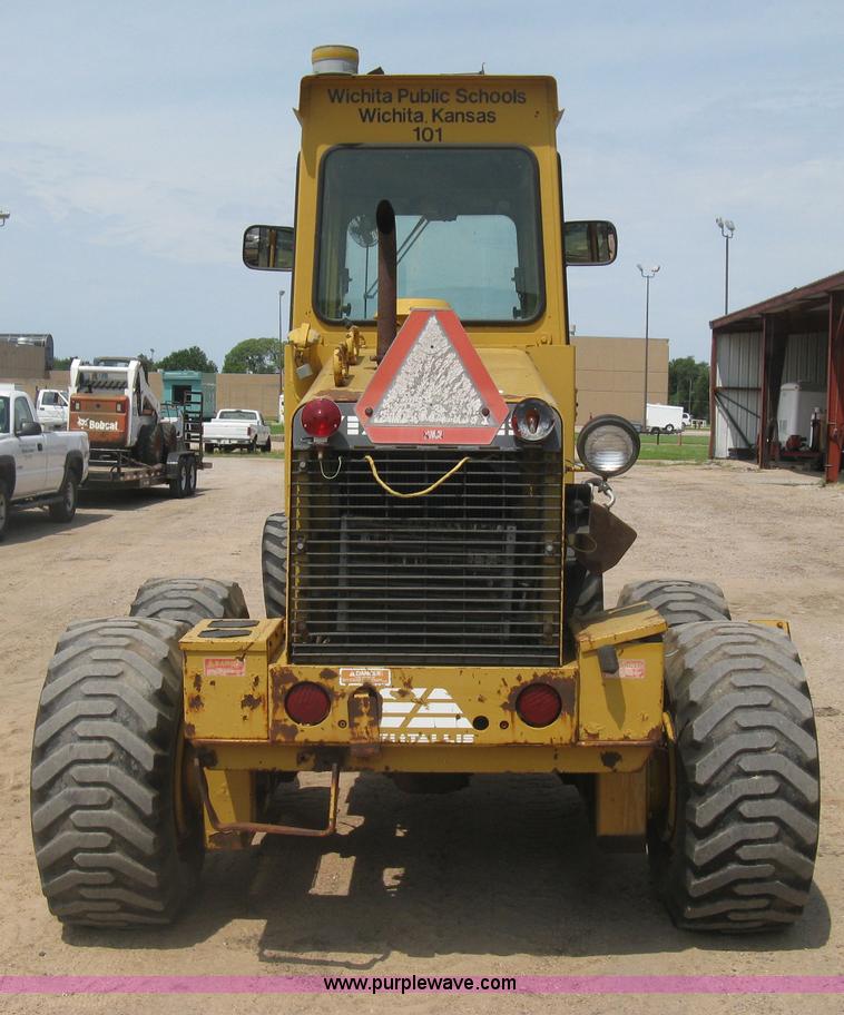 image for item H5363 1989 Fiat-Allis 65B motor grader