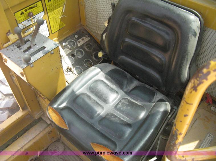 image for item H5363 1989 Fiat-Allis 65B motor grader