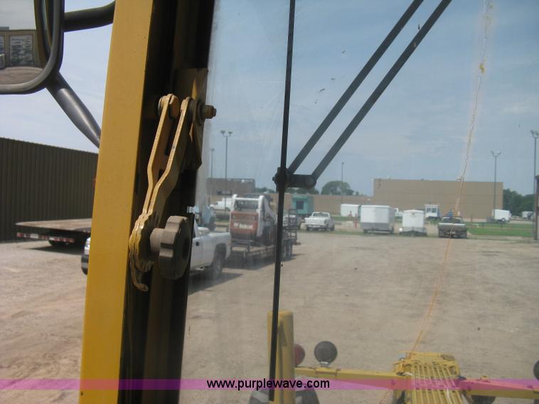 image for item H5363 1989 Fiat-Allis 65B motor grader