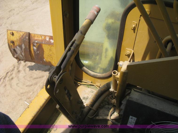 image for item H5363 1989 Fiat-Allis 65B motor grader