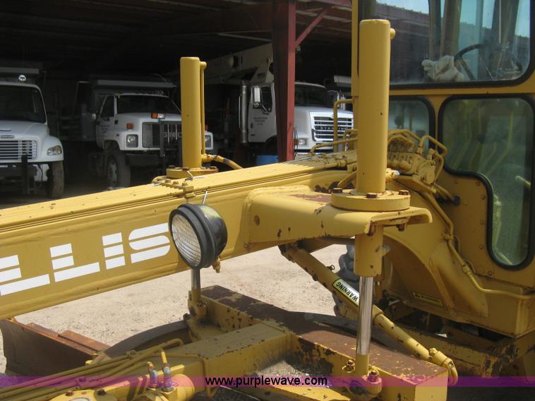 image for item H5363 1989 Fiat-Allis 65B motor grader