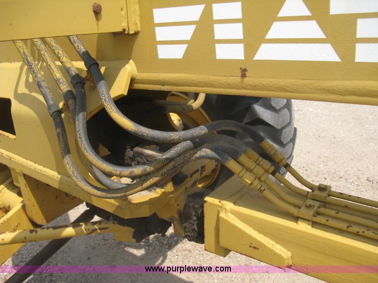 image for item H5363 1989 Fiat-Allis 65B motor grader