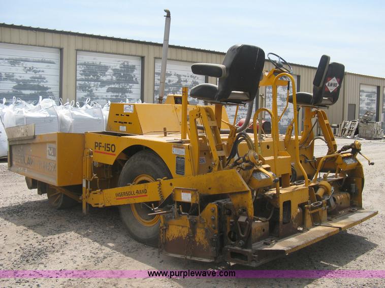 image for item H5364 2001 Blaw-Knox PF150 paver