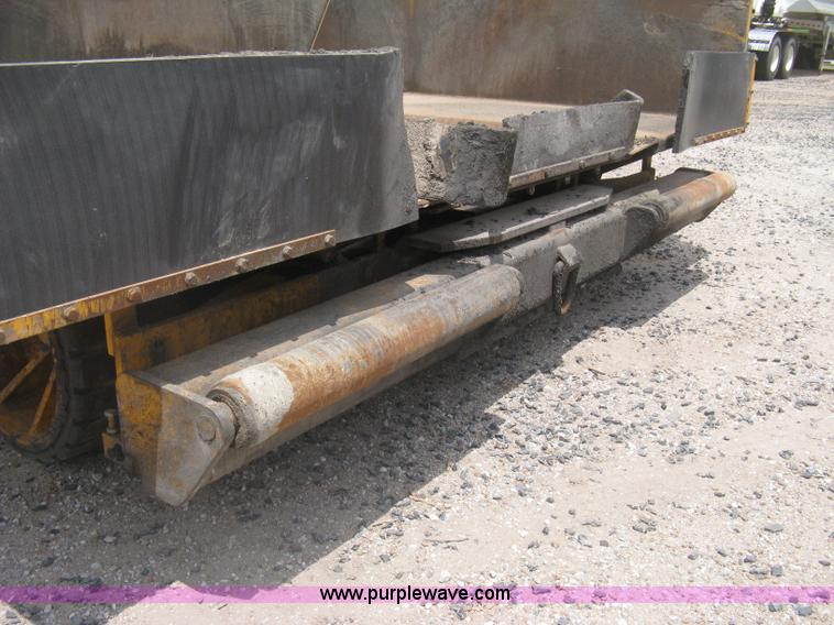 image for item H5364 2001 Blaw-Knox PF150 paver