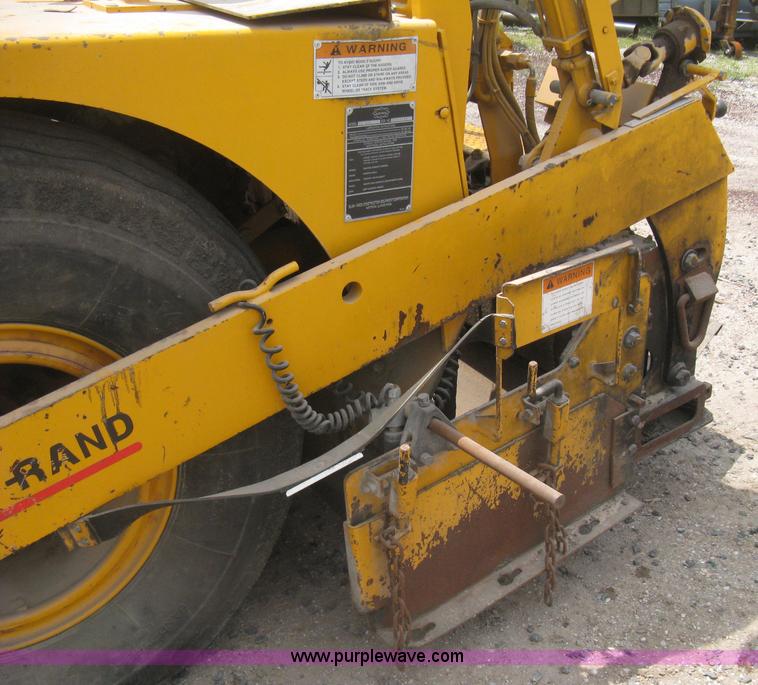 image for item H5364 2001 Blaw-Knox PF150 paver