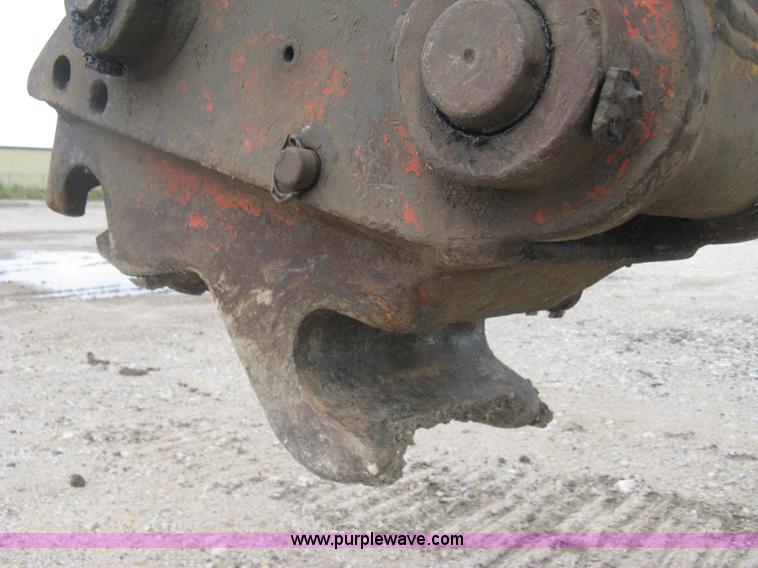 image for item H5383 2003 Komatsu PC228US-3 excavator