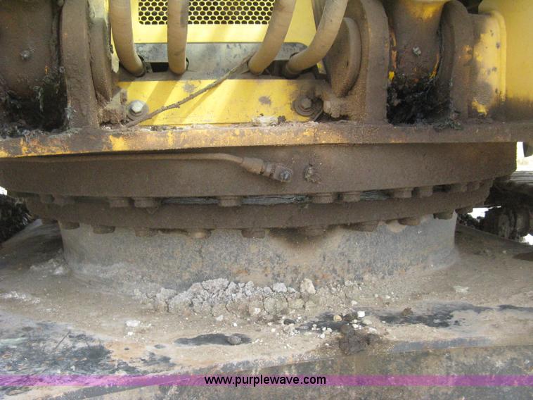 image for item H5383 2003 Komatsu PC228US-3 excavator
