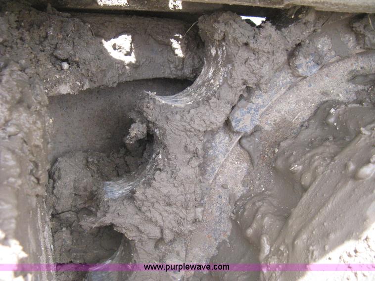 image for item H5383 2003 Komatsu PC228US-3 excavator