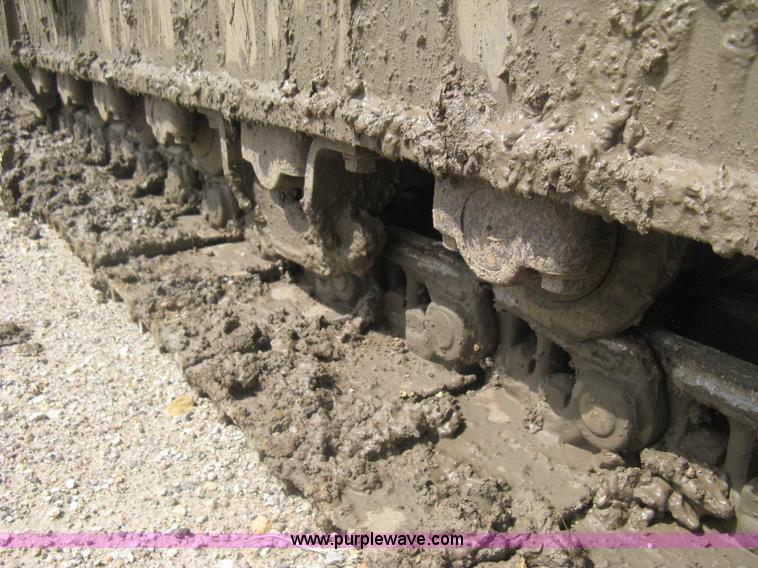 image for item H5383 2003 Komatsu PC228US-3 excavator