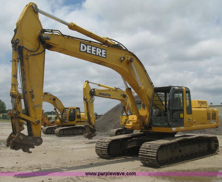 image for item H5410 2003 John Deere 330C LC excavator