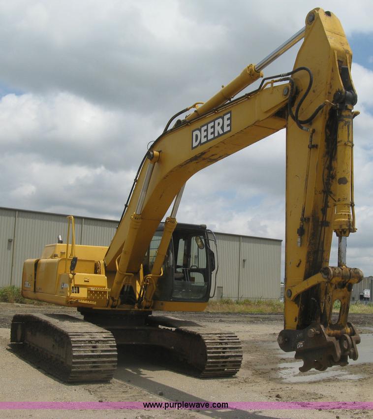 image for item H5410 2003 John Deere 330C LC excavator