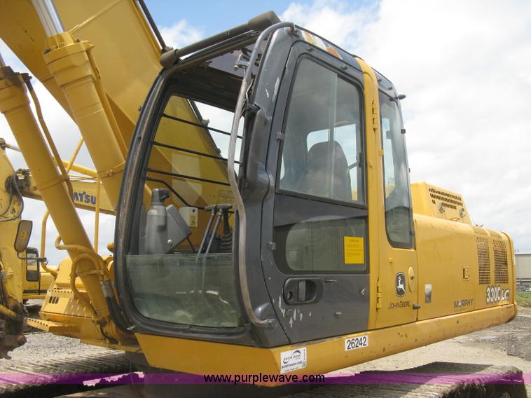 image for item H5410 2003 John Deere 330C LC excavator