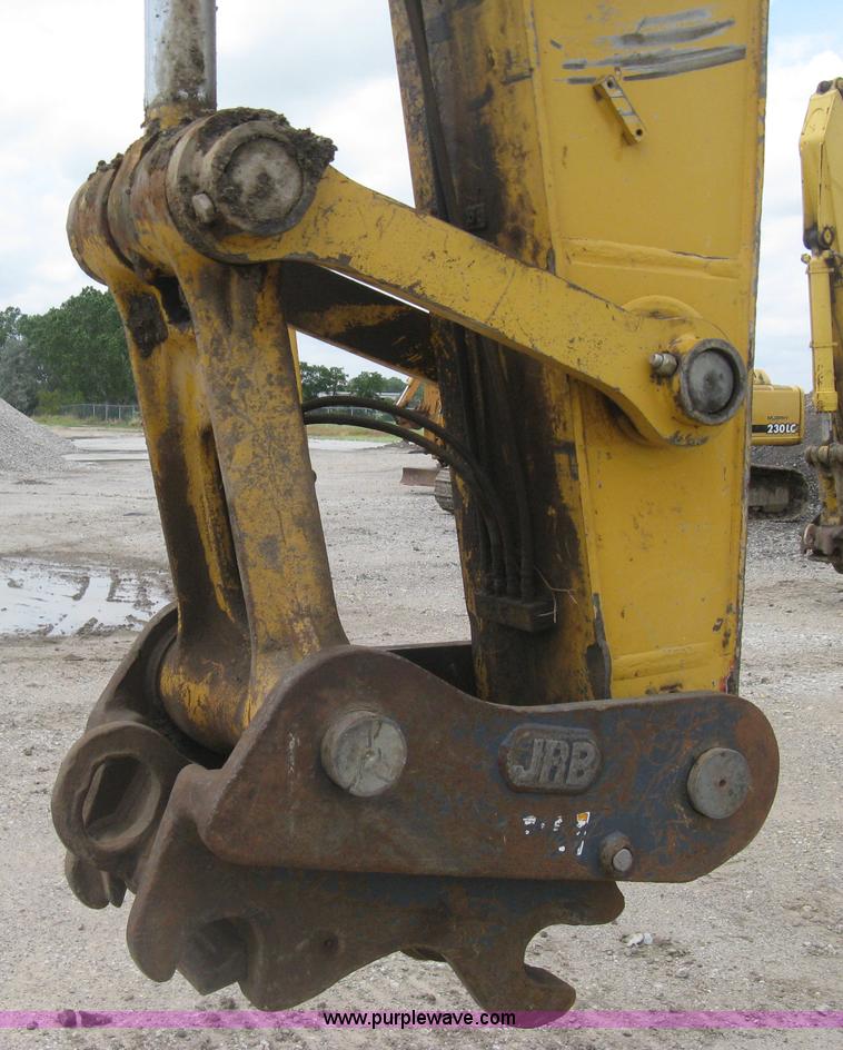 image for item H5410 2003 John Deere 330C LC excavator