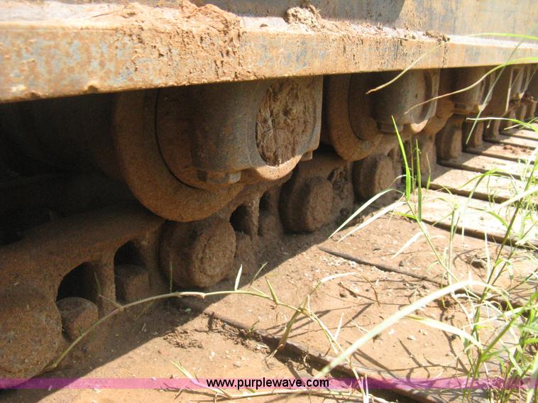 image for item H5410 2003 John Deere 330C LC excavator