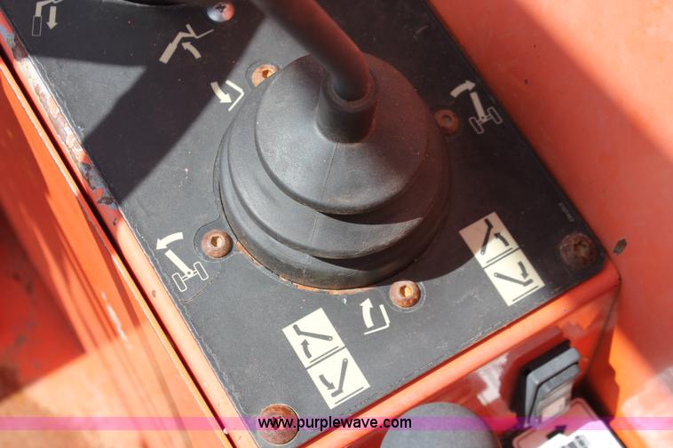 image for item H5638 2007 SkyTrak 10042 telehandler