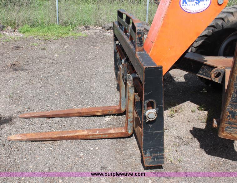 image for item H5638 2007 SkyTrak 10042 telehandler