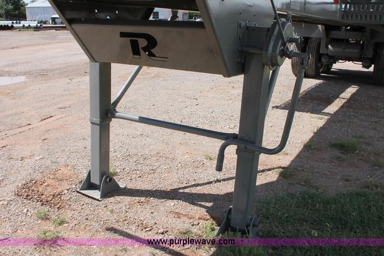 image for item H5639 2013 Roughneck 130 BBL vacuum tank trailer