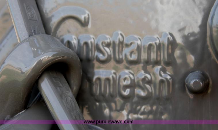 image for item H5639 2013 Roughneck 130 BBL vacuum tank trailer