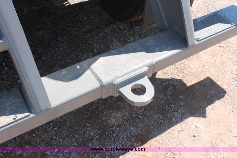 image for item H5639 2013 Roughneck 130 BBL vacuum tank trailer