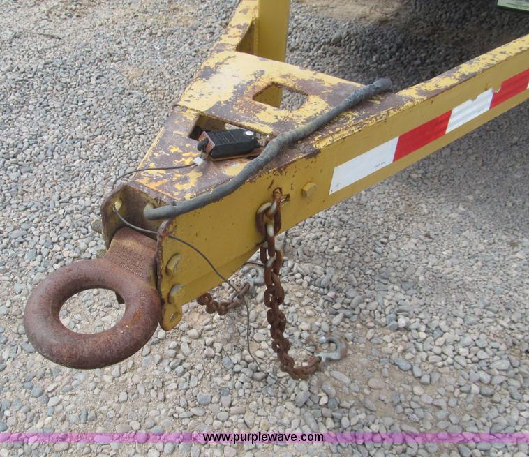 image for item H8917 1999 Vactron PMD-500GT vacuum trailer