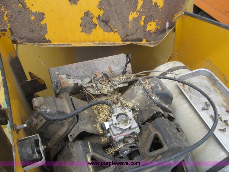 image for item H8917 1999 Vactron PMD-500GT vacuum trailer