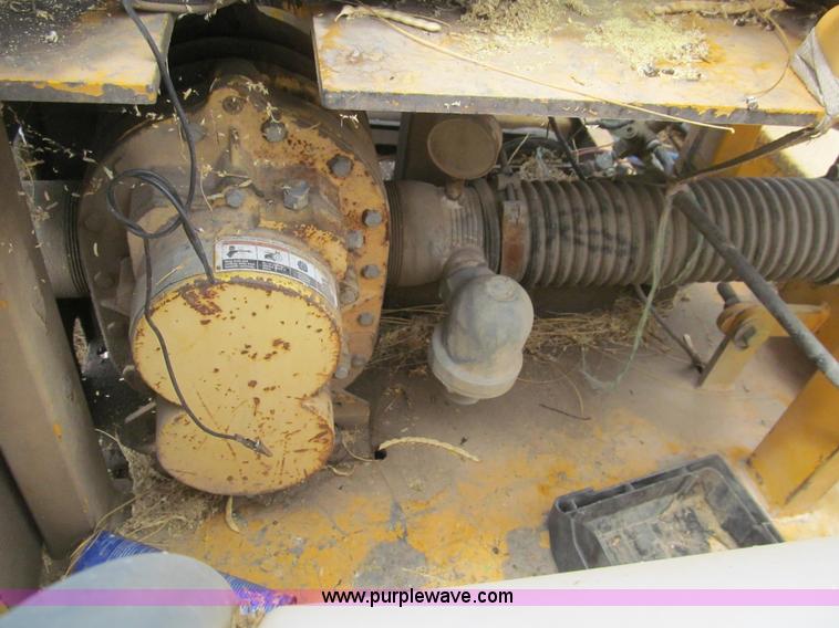 image for item H8917 1999 Vactron PMD-500GT vacuum trailer