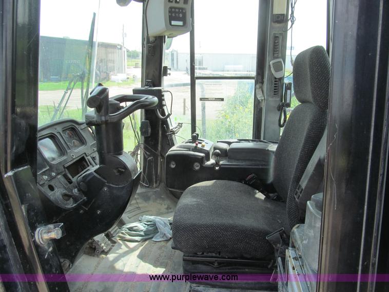 image for item H8940 2004 Caterpillar 980G wheel loader