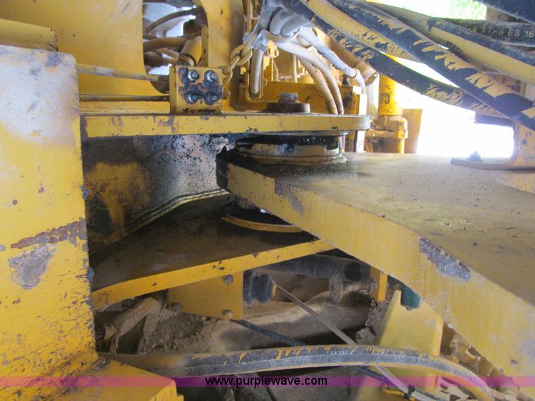 image for item H8940 2004 Caterpillar 980G wheel loader