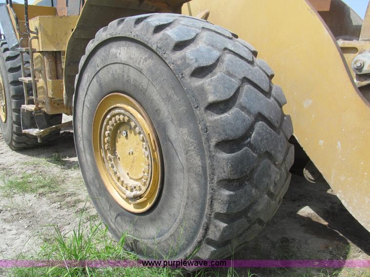 image for item H8940 2004 Caterpillar 980G wheel loader