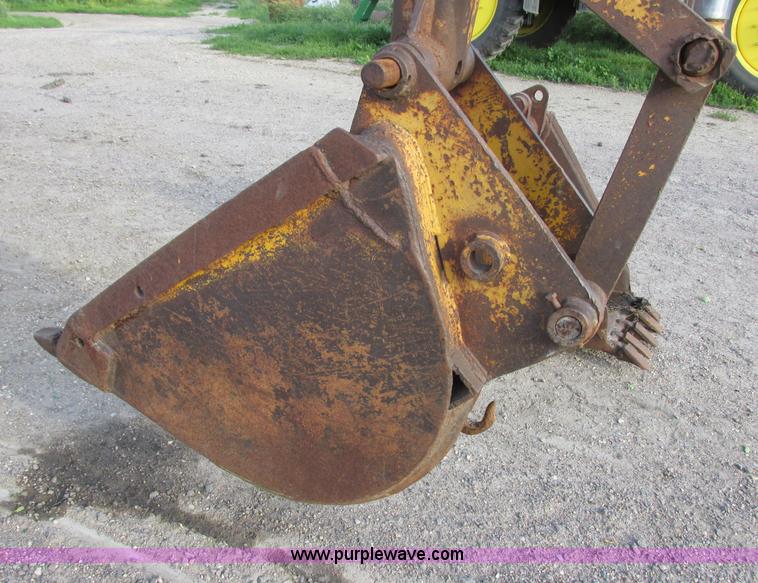 image for item I2505 1970 Allis Chalmers 816 backhoe