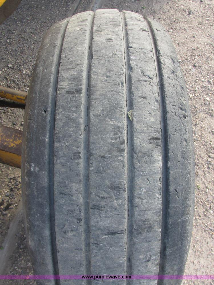 image for item I2505 1970 Allis Chalmers 816 backhoe