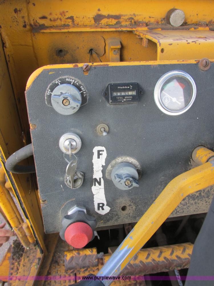 image for item I2505 1970 Allis Chalmers 816 backhoe