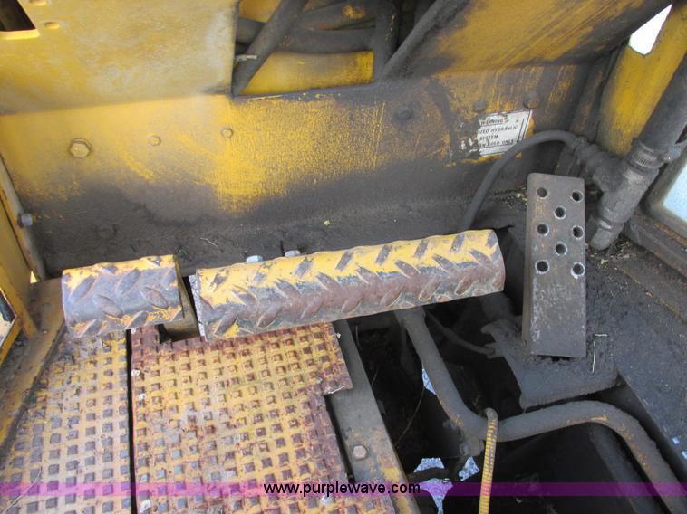 image for item I2505 1970 Allis Chalmers 816 backhoe