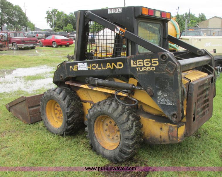 image for item I2528 1996 New Holland LX665 Turbo skid steer
