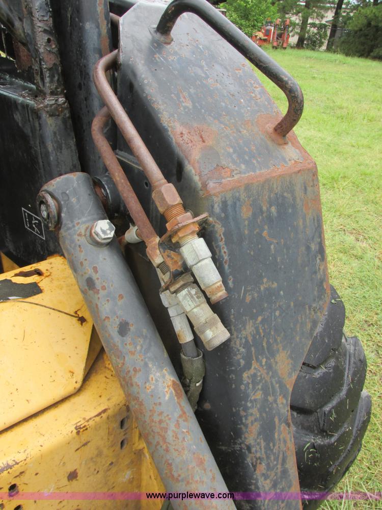 image for item I2528 1996 New Holland LX665 Turbo skid steer