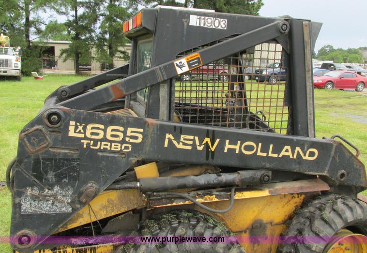 image for item I2528 1996 New Holland LX665 Turbo skid steer