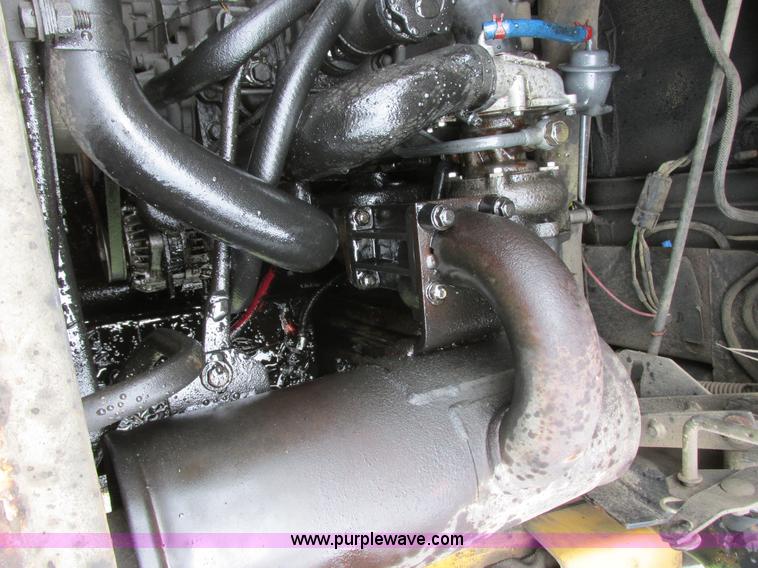 image for item I2528 1996 New Holland LX665 Turbo skid steer