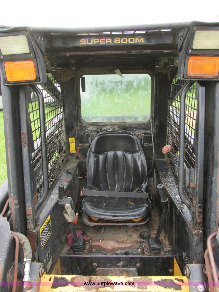 image for item I2528 1996 New Holland LX665 Turbo skid steer