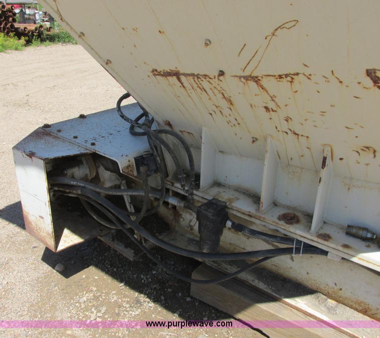 image for item I2542 Felco Bedding aggregate conveyor