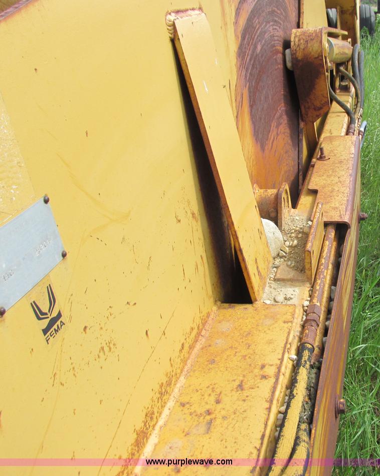 image for item I3885 Reynolds 14C hydraulic pull scraper