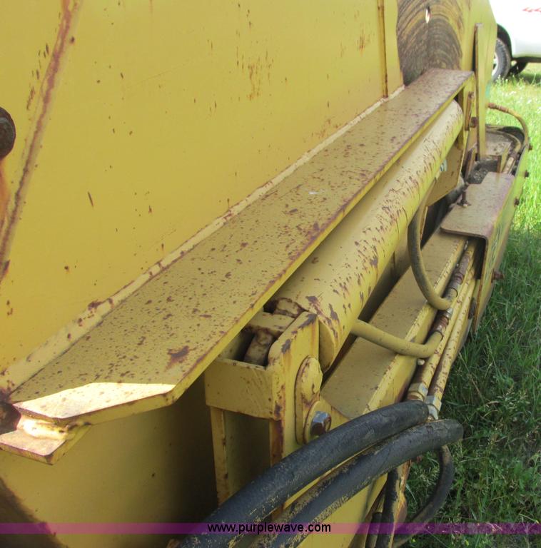 image for item I3885 Reynolds 14C hydraulic pull scraper