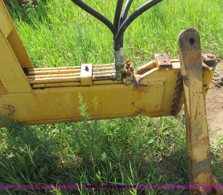 image for item I3885 Reynolds 14C hydraulic pull scraper