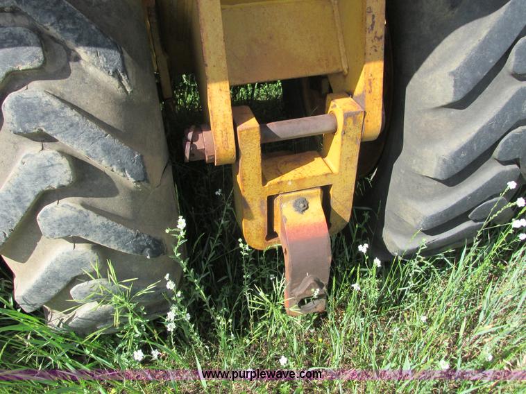 image for item I3886 Reynolds 14C hydraulic pull scraper