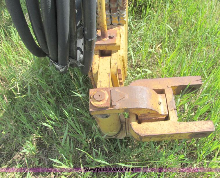 image for item I3886 Reynolds 14C hydraulic pull scraper